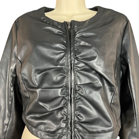 Lane Crawford NY Paris Black Vegan Leather Ruched Full Zip Cropped Jacket Size M - Picture 5 of 9